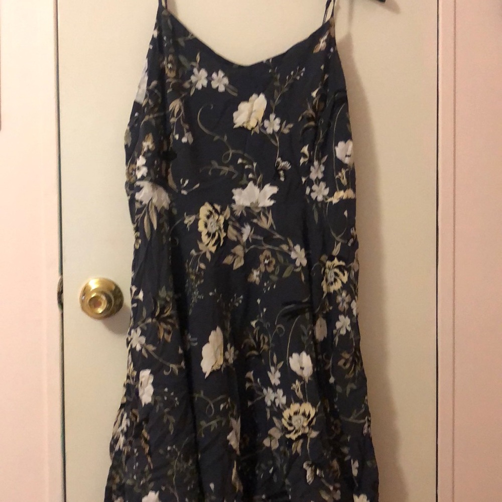 Old navy grey flower dress